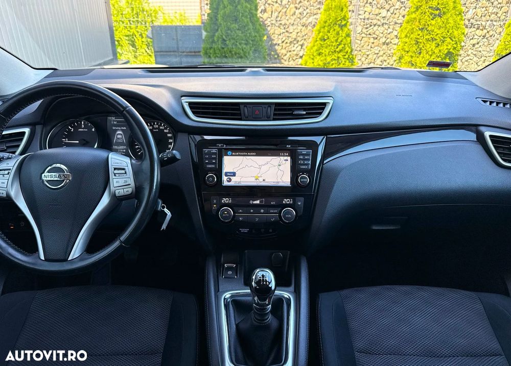 Nissan Qashqai 1.5 DCI N-Connecta - 19