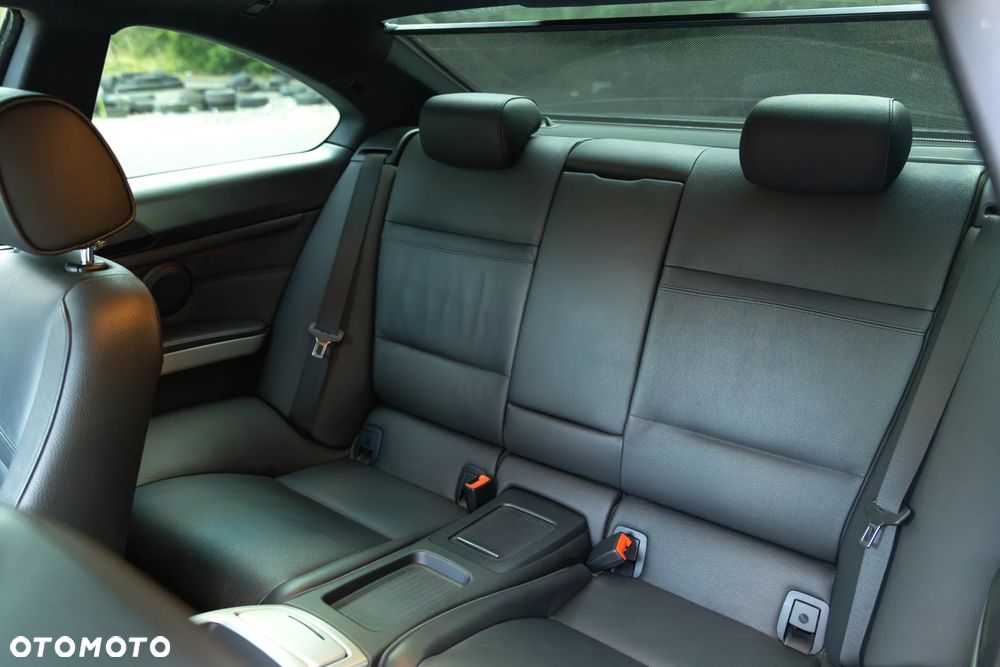 BMW Seria 3 - 25