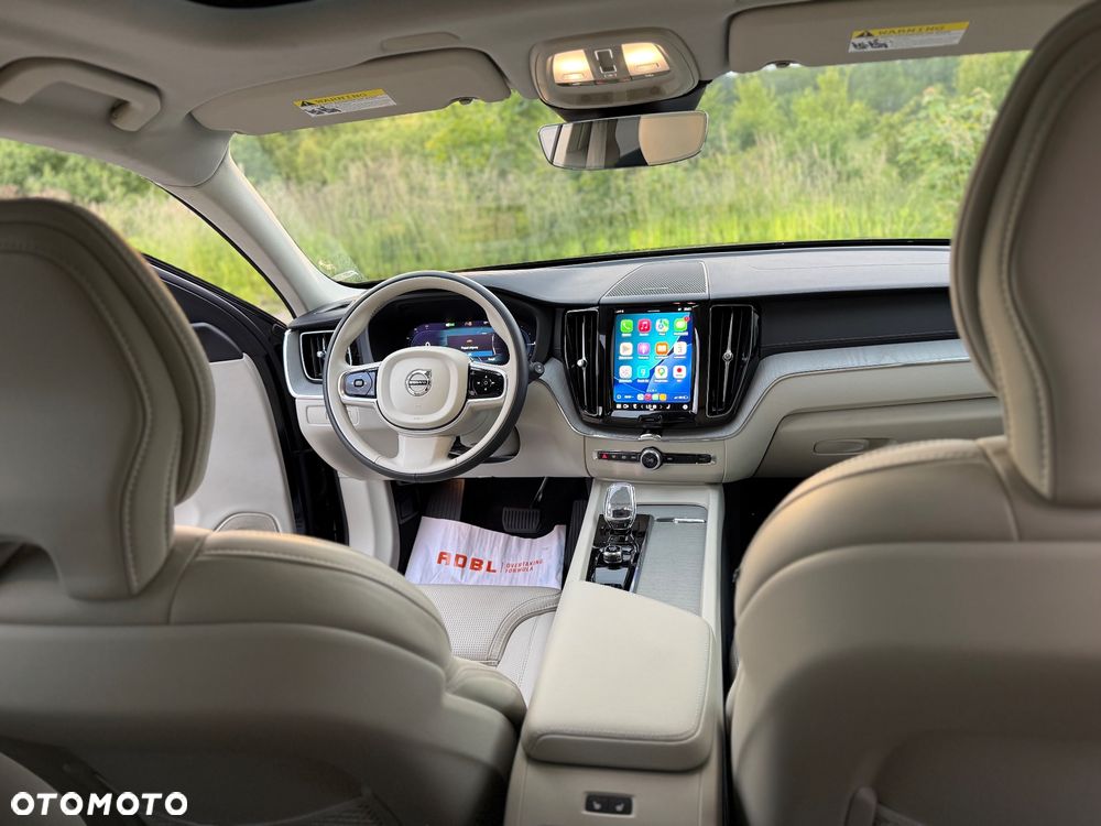 Volvo XC 60 T8 Plug-In Hybrid AWD Ultra Dark - 23