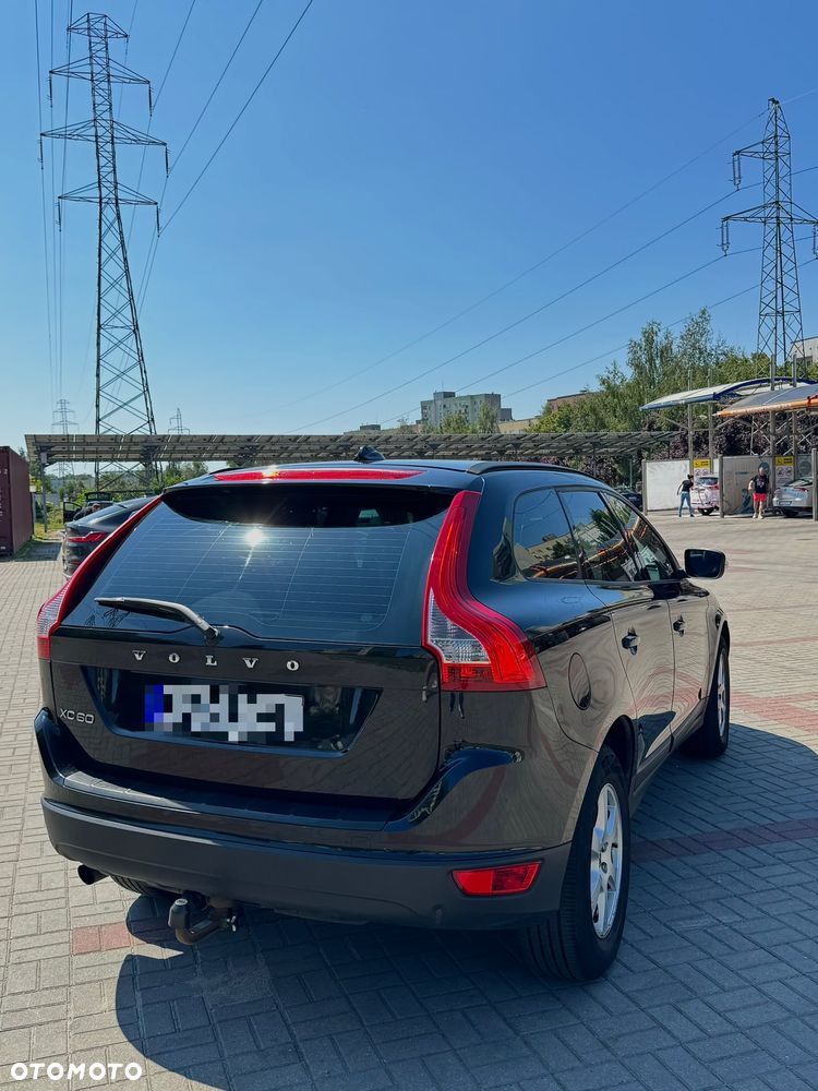 Volvo XC 60 D3 Momentum - 5