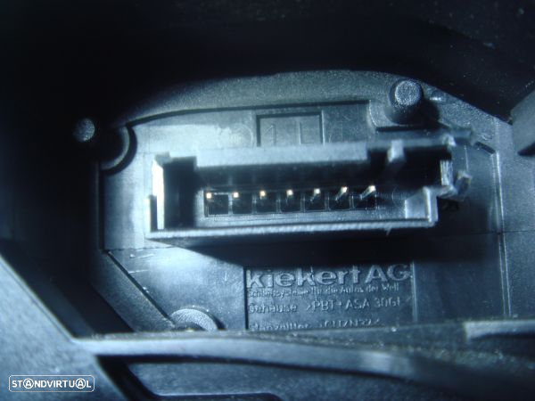 Fecho Da Porta Trás Esq Bmw 1 (E87) - 2