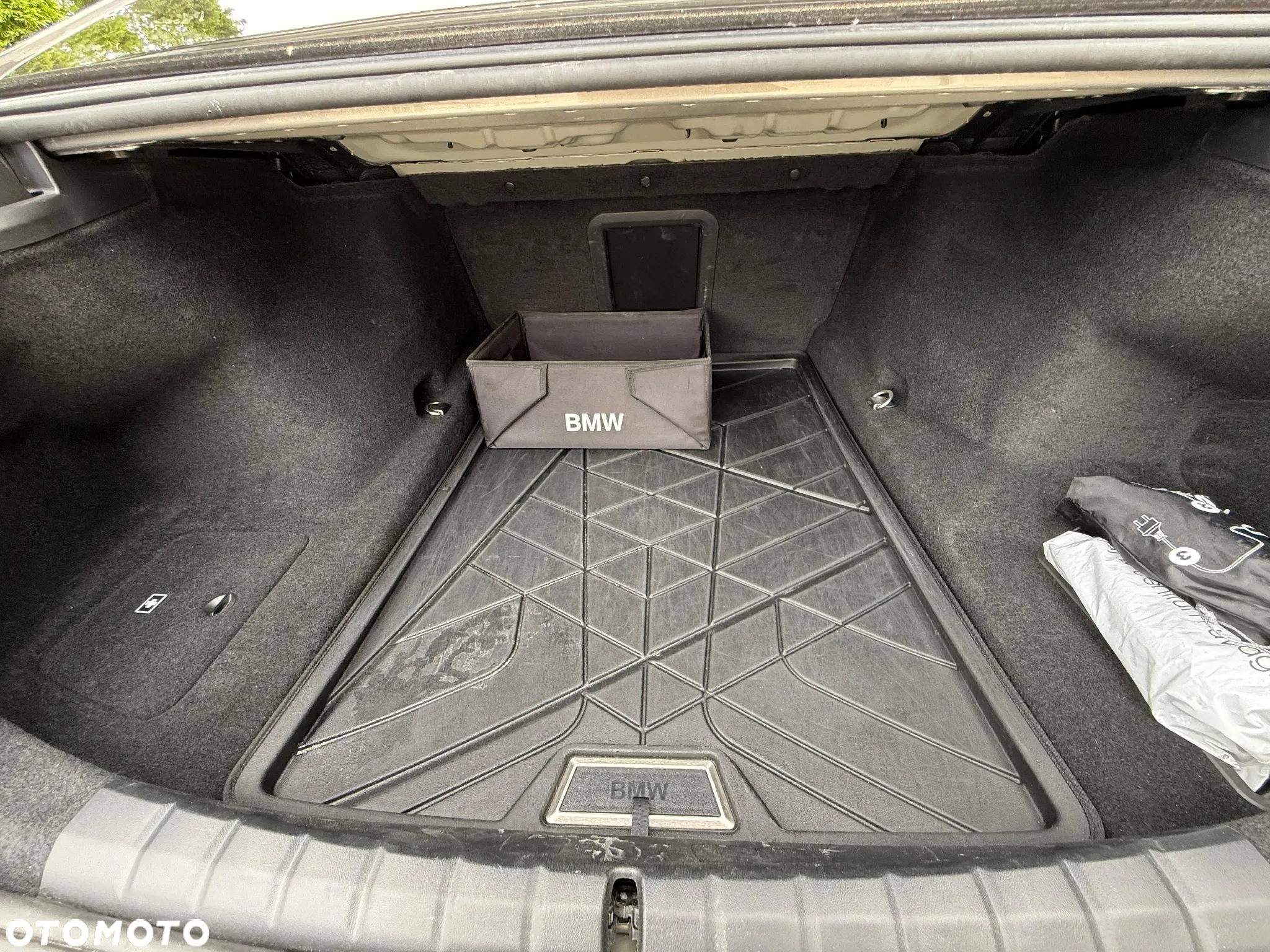 BMW Seria 7 - 24