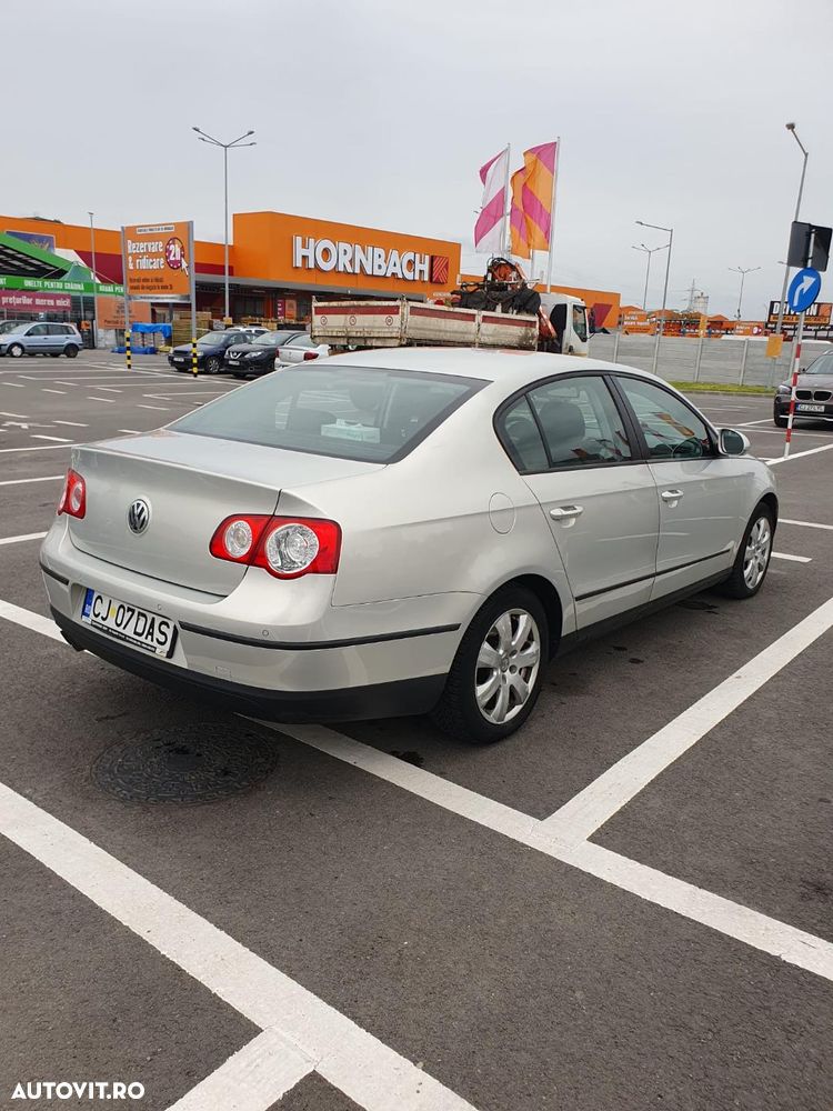 Volkswagen Passat 2.0TDI Comfortline DPF - 10