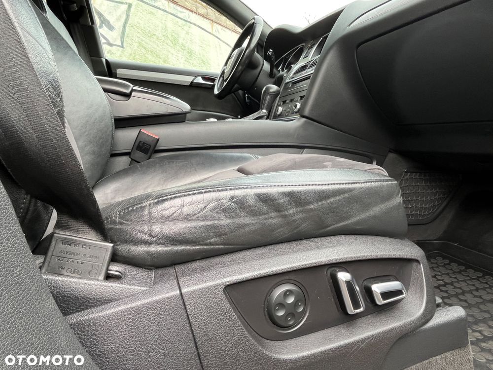 Audi Q7 3.0 TDI DPF Quattro Tiptronic - 33