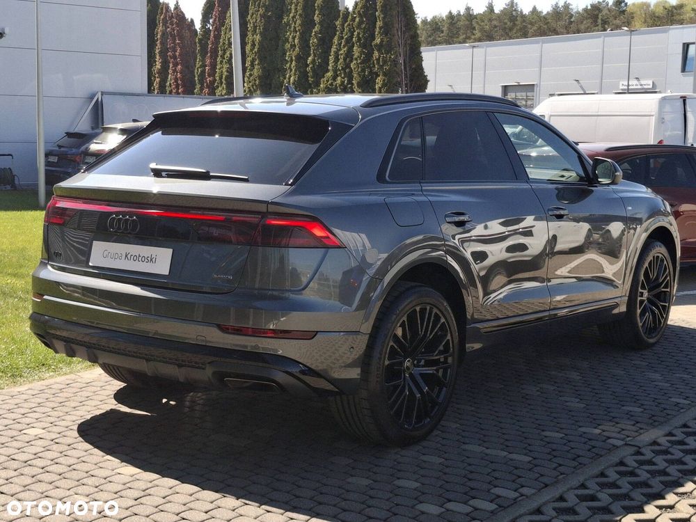 Audi Q8 - 6