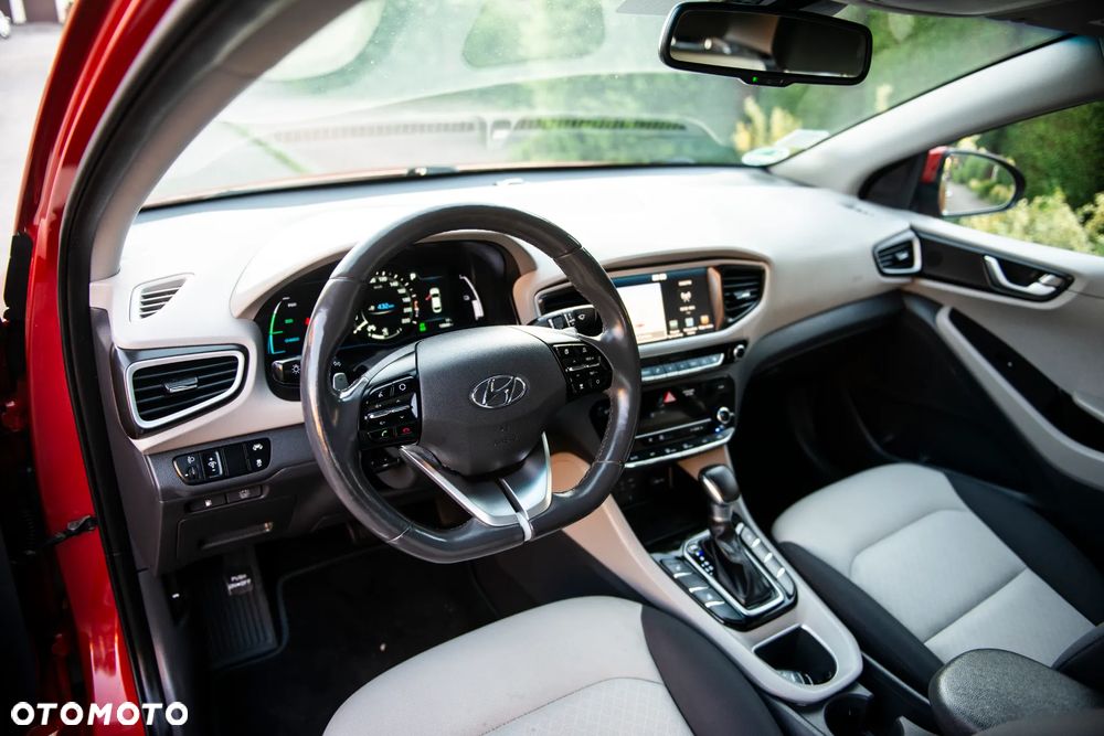 Hyundai IONIQ 1.6 GDI Premium - 19