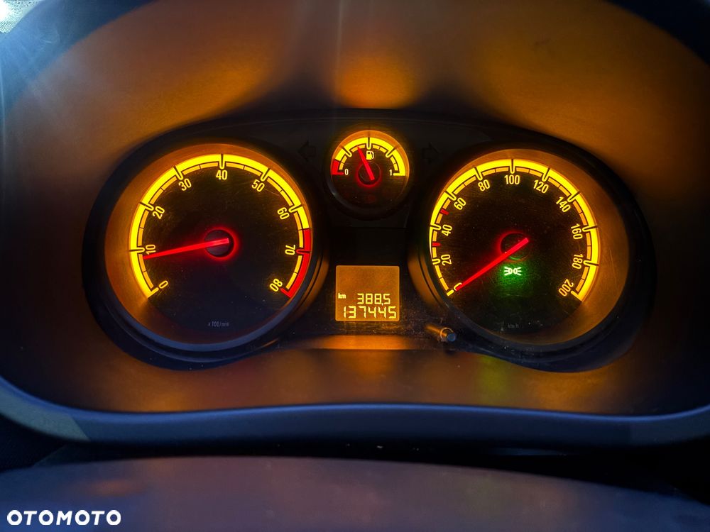 Opel Corsa - 7