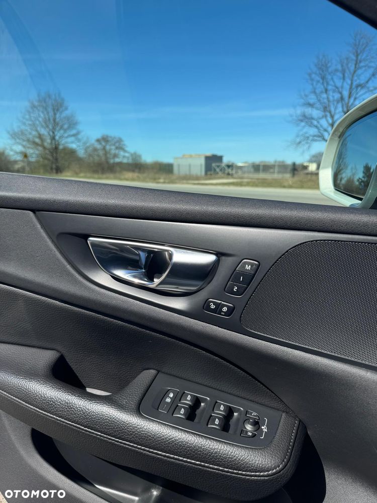 Volvo V60 D4 Geartronic Inscription - 25