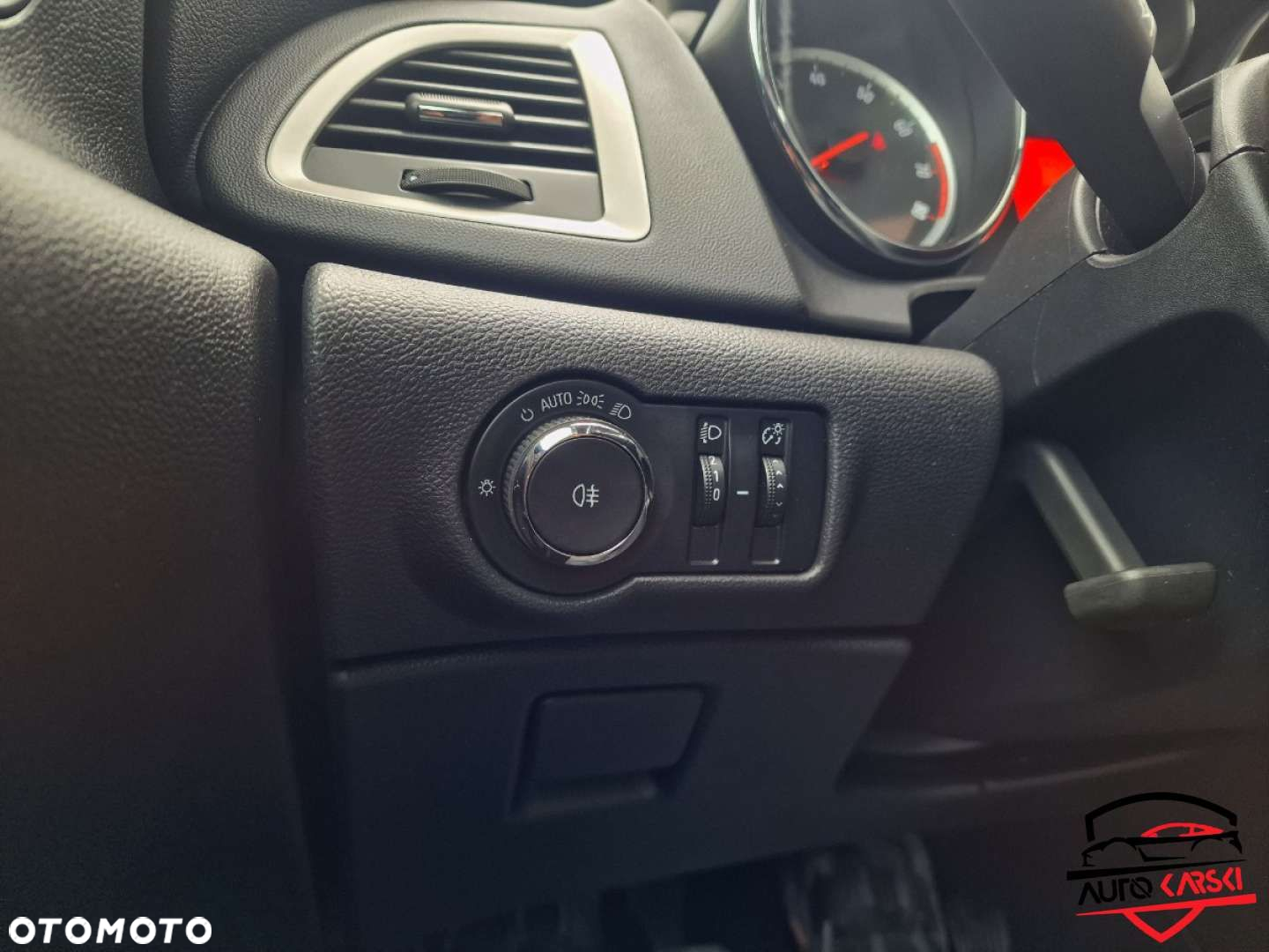 Opel Astra - 33