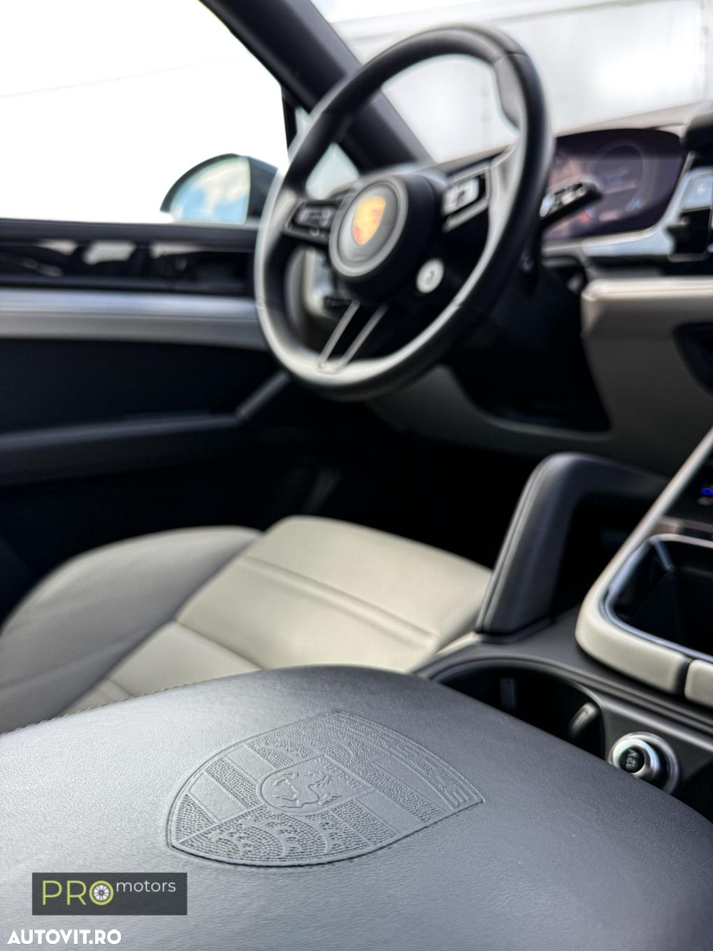 Porsche Cayenne Coupe Standard - 17