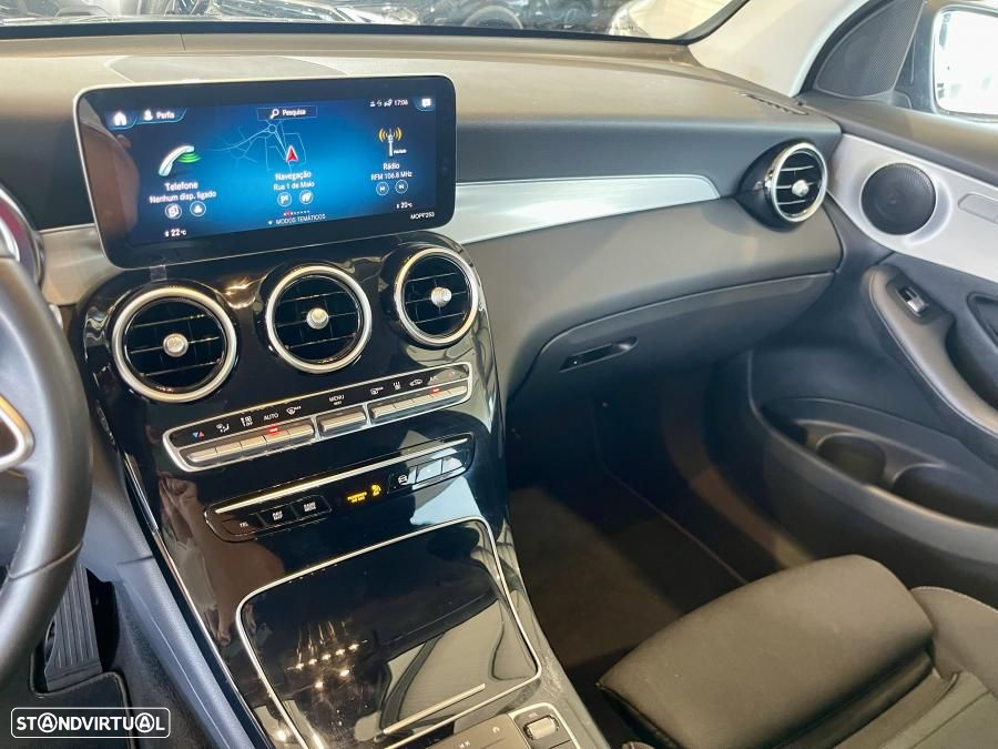 Mercedes-Benz GLC 300 de 4Matic 9G-TRONIC - 19