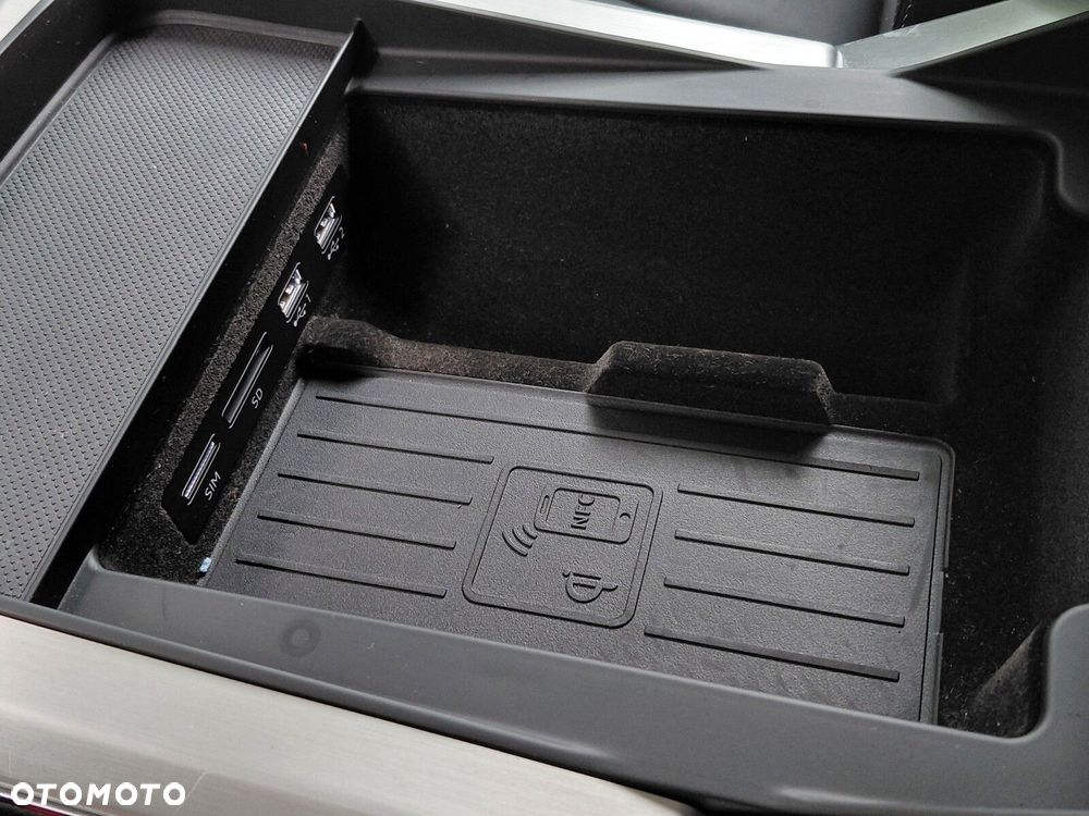 Audi Q8 50 TDI mHEV Quattro Tiptronic - 28