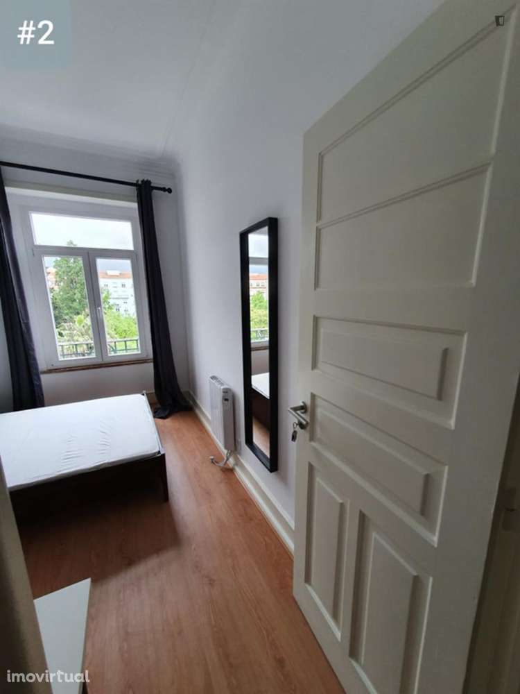 Quarto - localizado em Alameda Lisbon - Grande imagem: 2/12