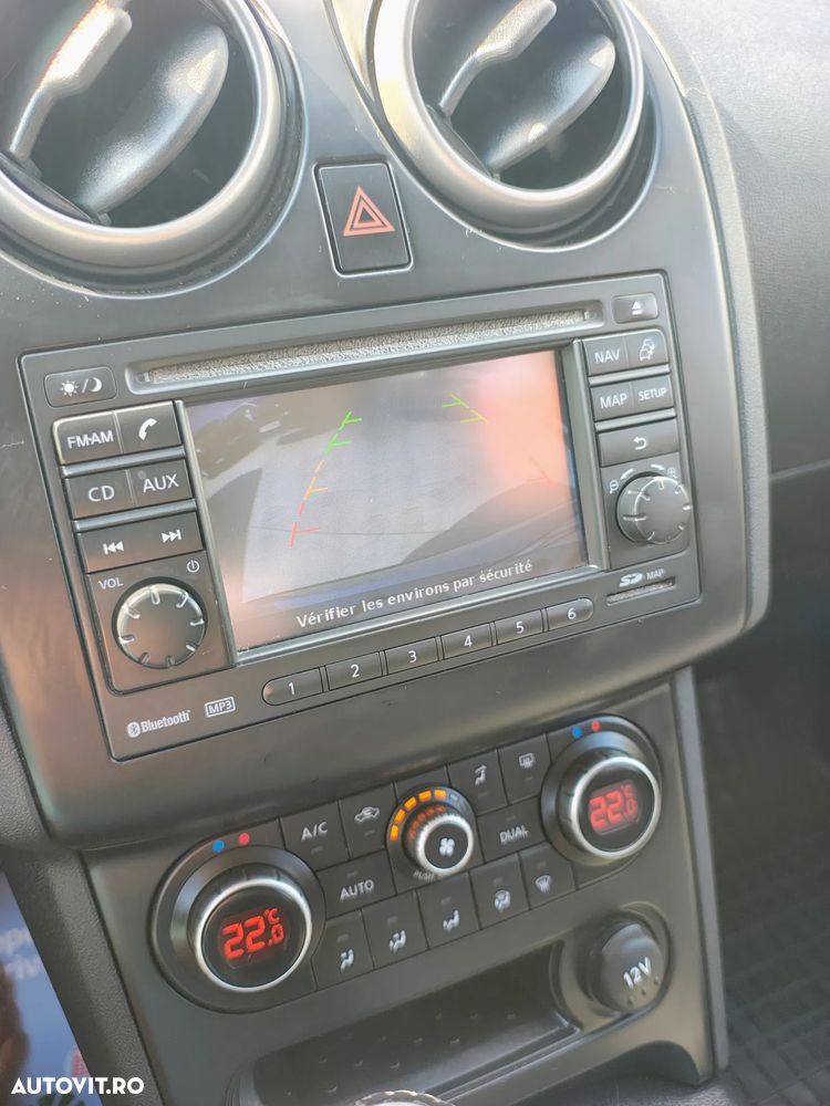 Nissan Qashqai 1.5 DCI N-Connecta - 28