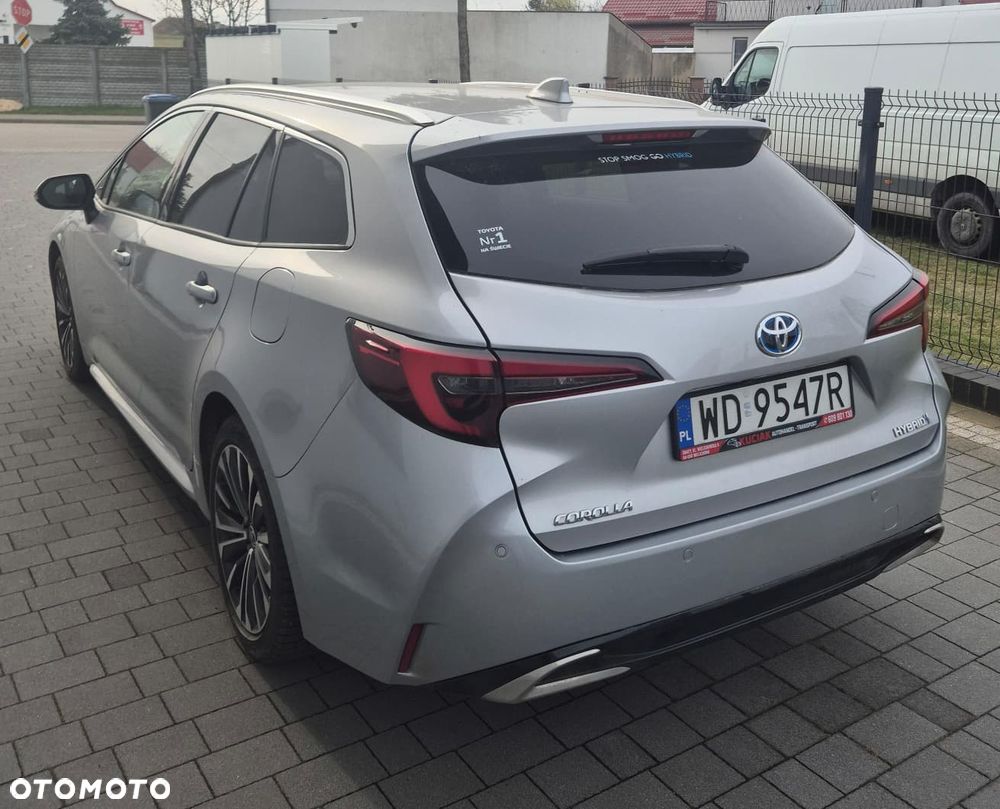 Toyota Corolla - 4