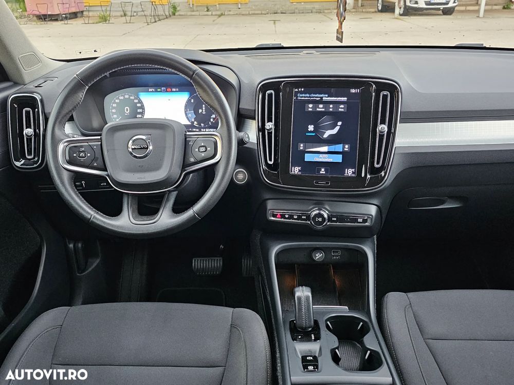 Volvo XC 40 D3 Momentum - 12