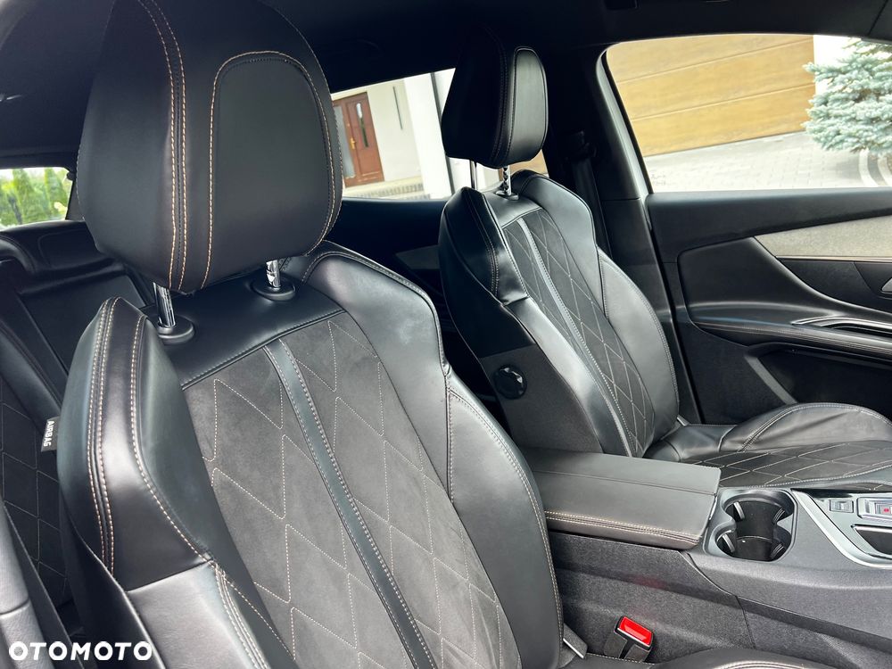 Peugeot 3008 BlueHDi 180 Stop & Start EAT6 GT - 32