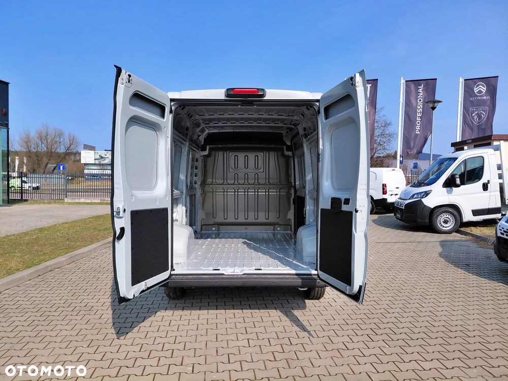 Opel Movano - 8