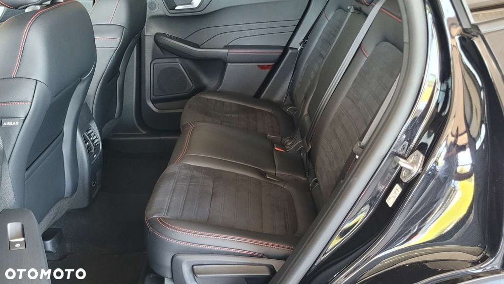 Ford Kuga - 28
