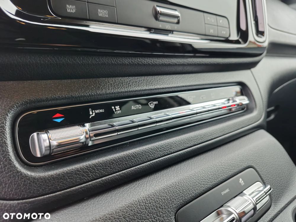 Mercedes-Benz Vito - 32