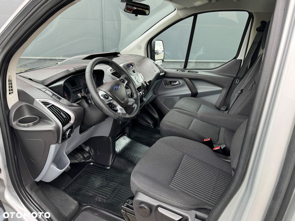 Ford Transit Custom - 8