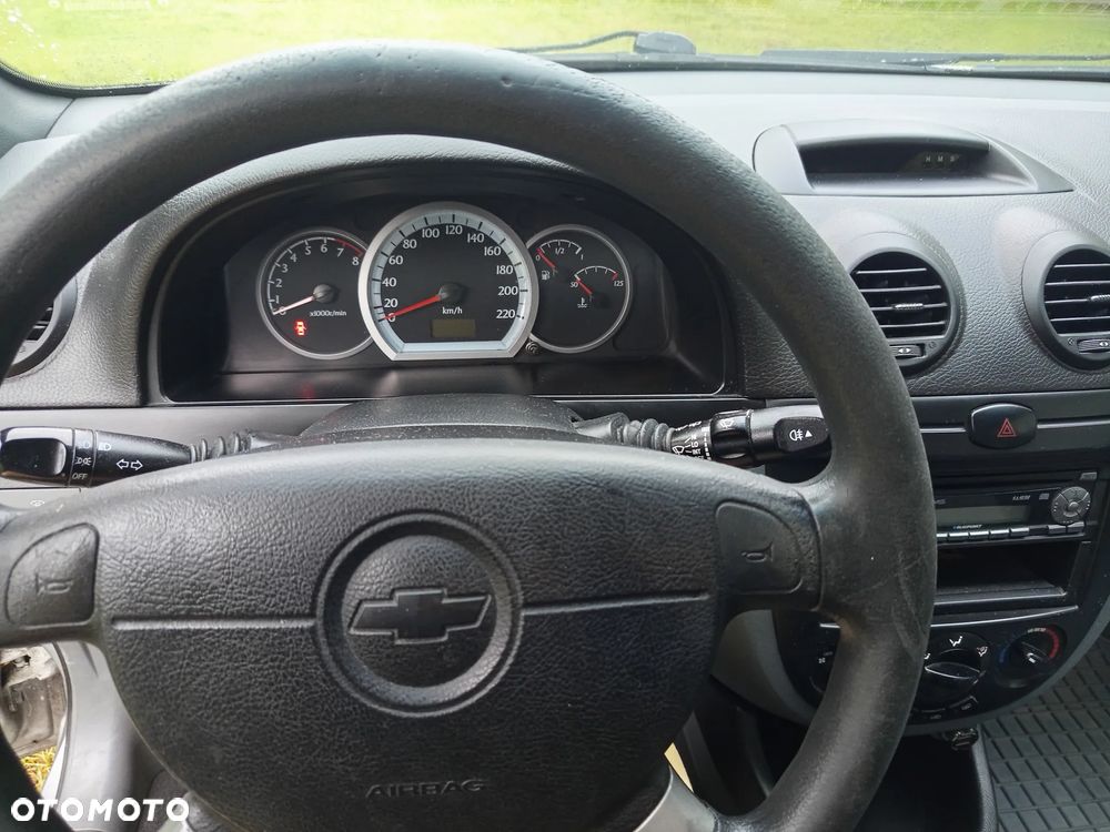 Chevrolet Lacetti - 6