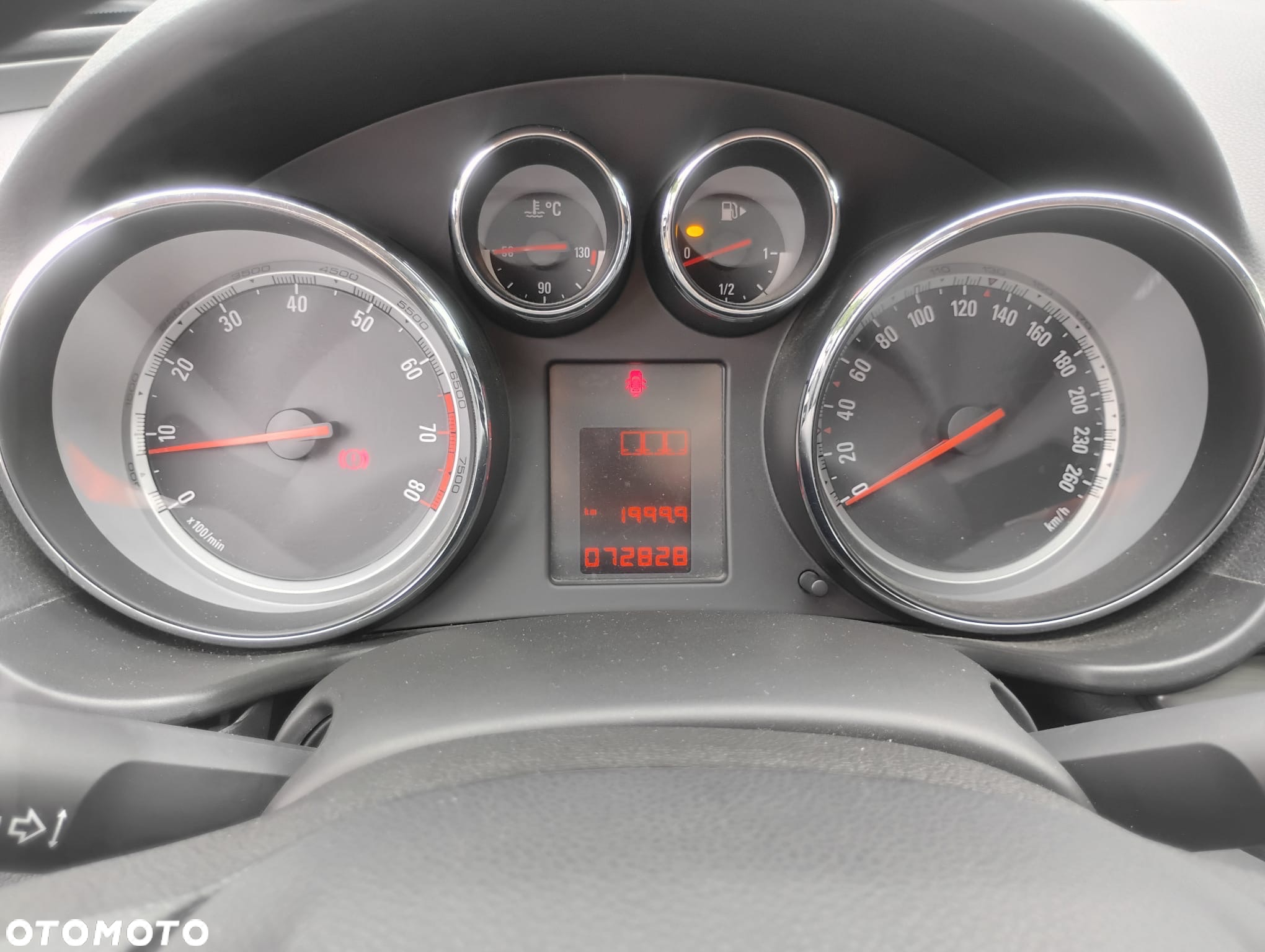 Opel Insignia 1.6 Design Edition - 22