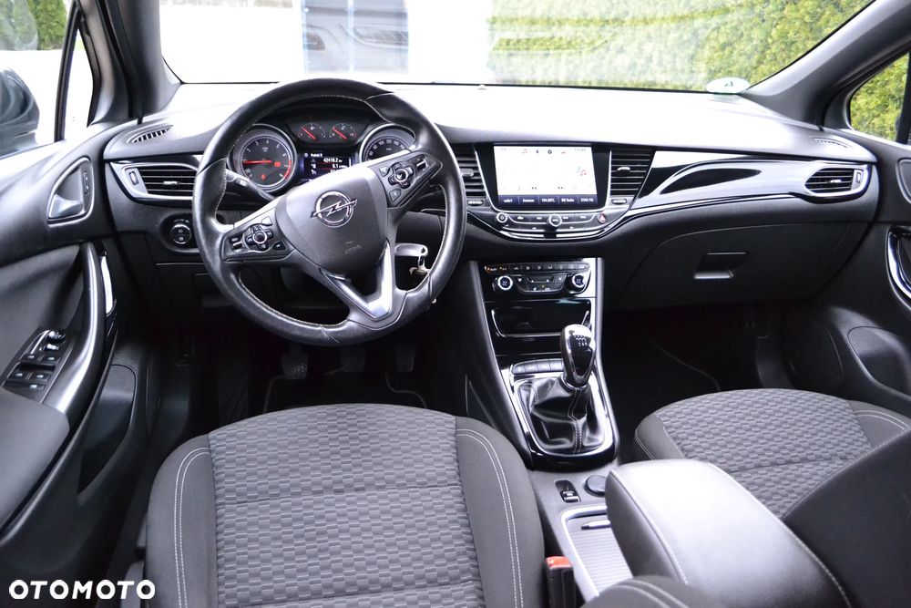 Opel Astra 1.4 T Enjoy - 8