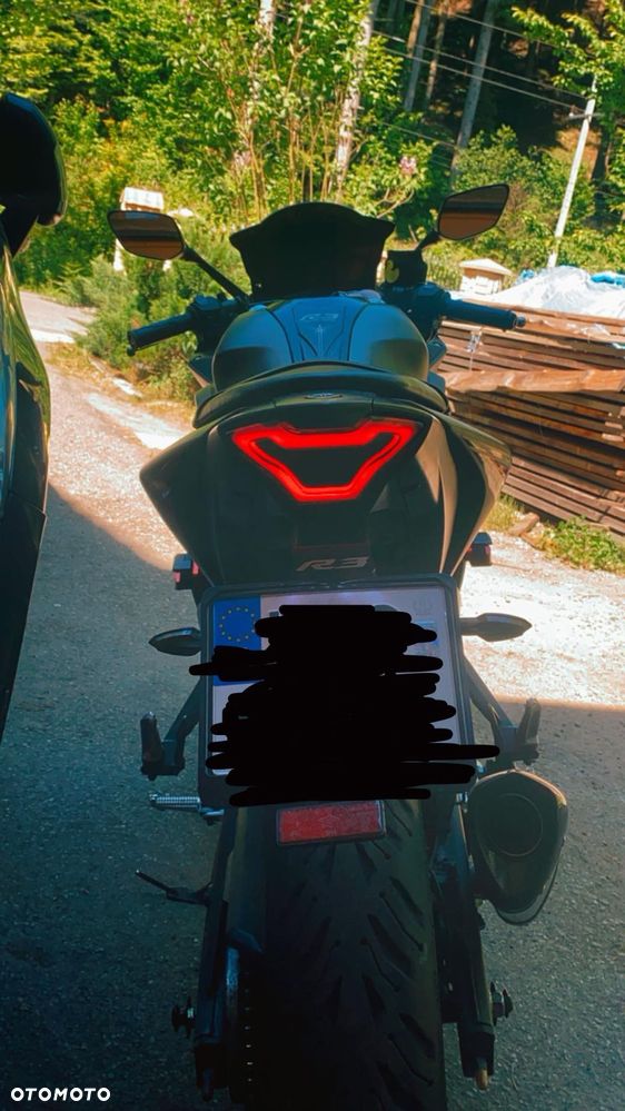 Yamaha R3 - 8