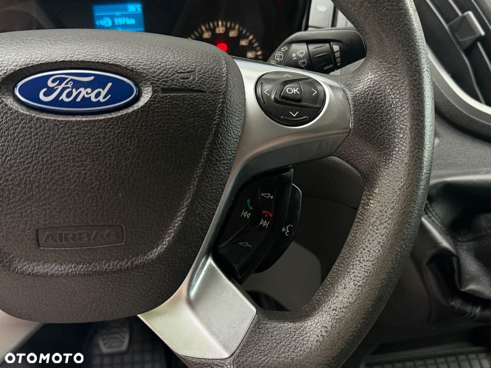 Ford Transit 350M RWD - 16