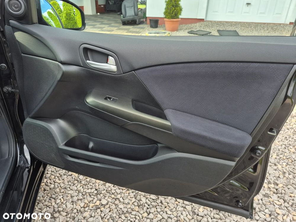 Honda Civic 1.8 Executive - 11