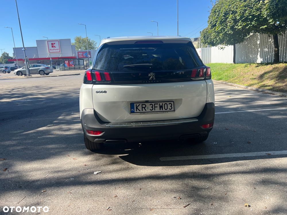 Peugeot 5008 - 9