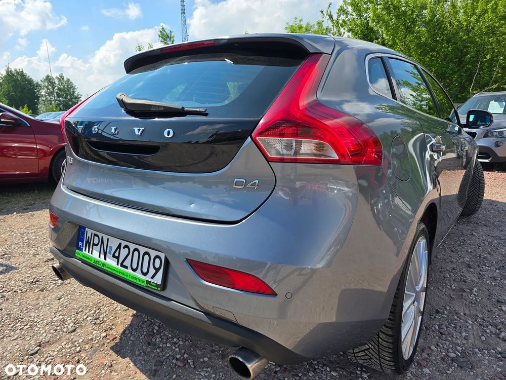 Volvo V40 D4 Summum - 6