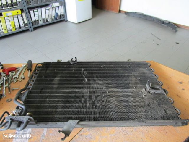 Radiador AC 1391393 BMW E34 1994 525TDS USADO - 3