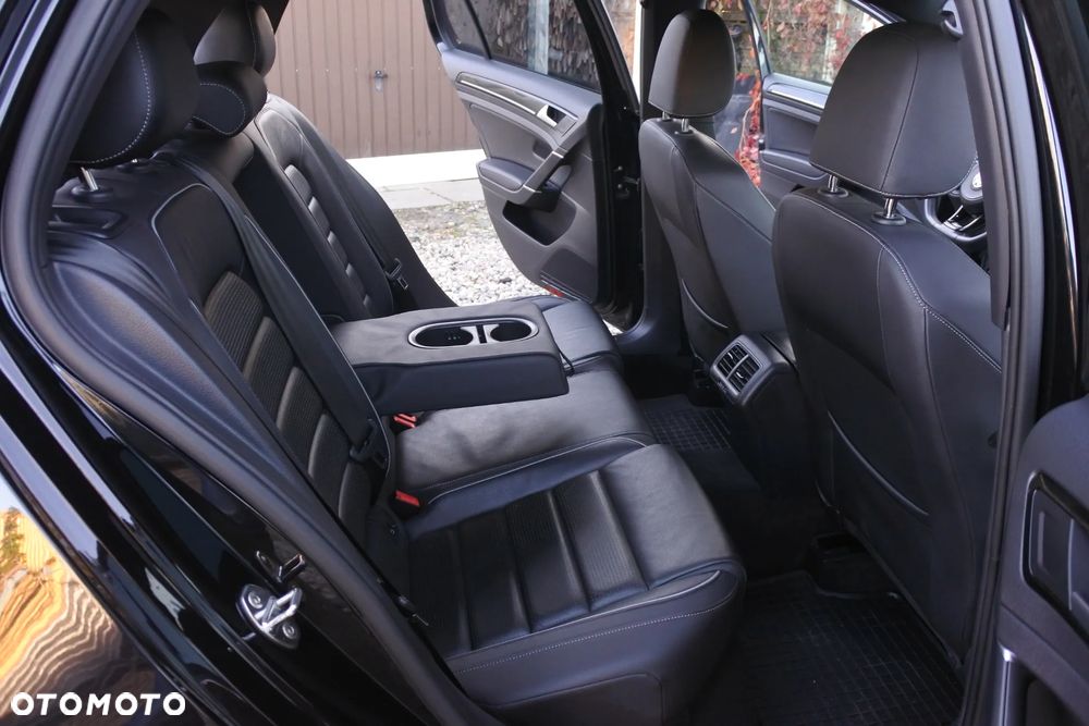 Volkswagen Golf - 7