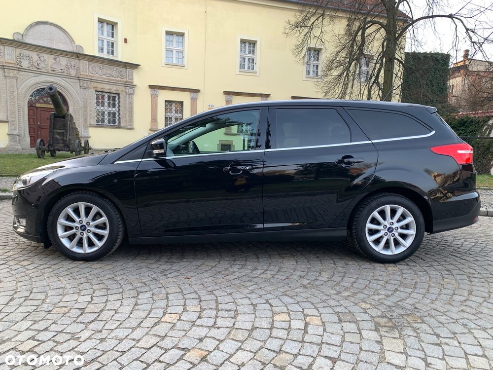 Ford Focus 2.0 TDCi Titanium ASS - 3