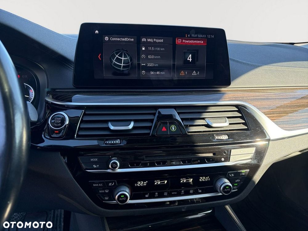 BMW Seria 5 540i xDrive Luxury Line - 18
