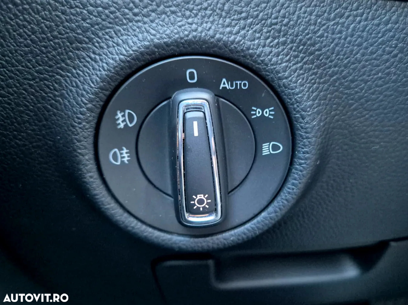 Skoda Superb 2.0 TDI DSG Ambition - 21