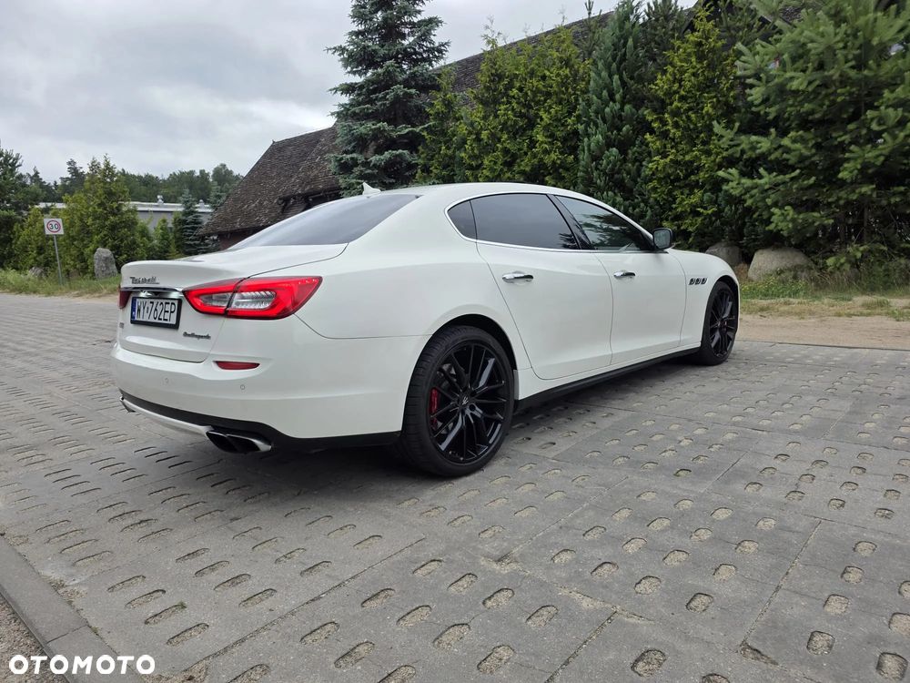 Maserati Quattroporte Q4 GranSport S - 9