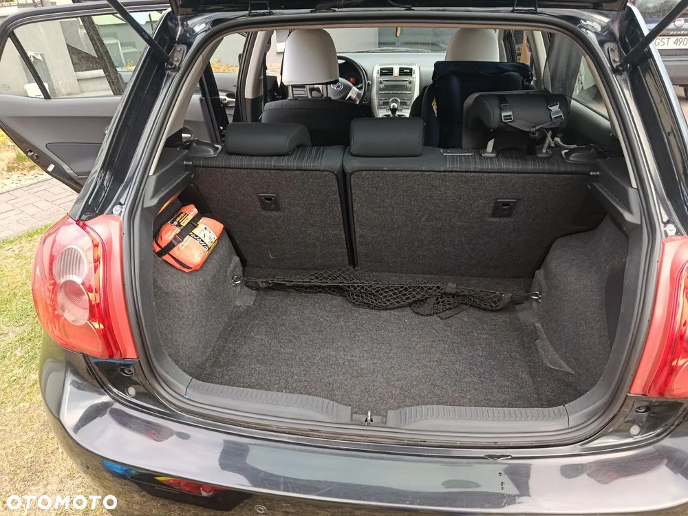 Toyota Auris - 8