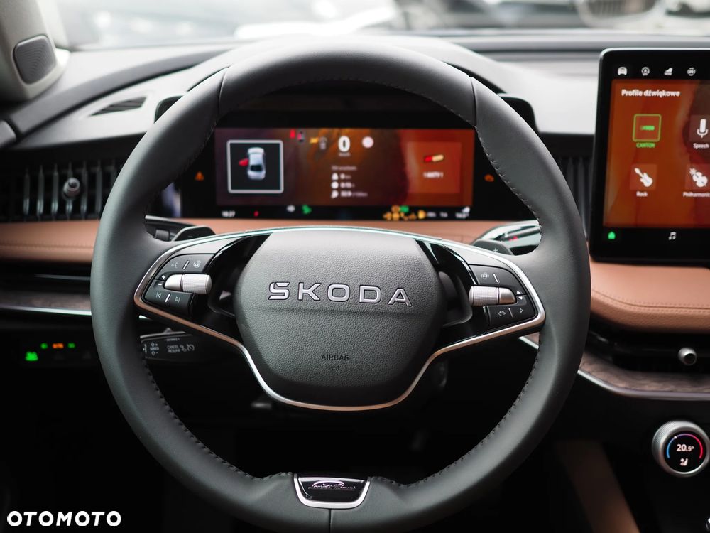 Skoda Superb 2.0 TDI SCR 4x4 L&K DSG - 10