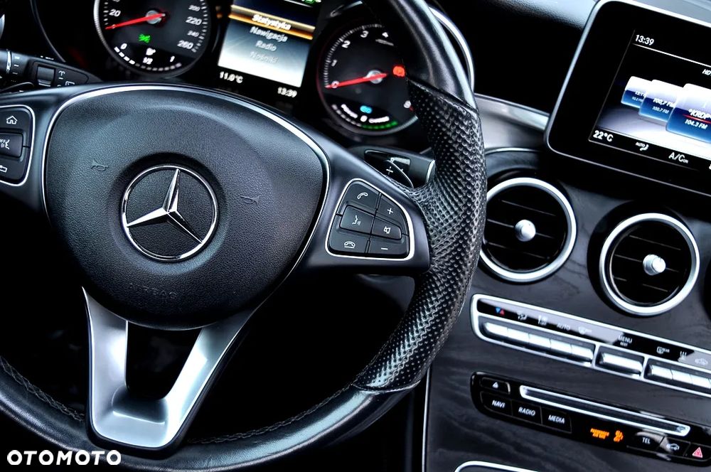 Mercedes-Benz GLC 350 e 4Matic 7G-TRONIC Exclusive - 28