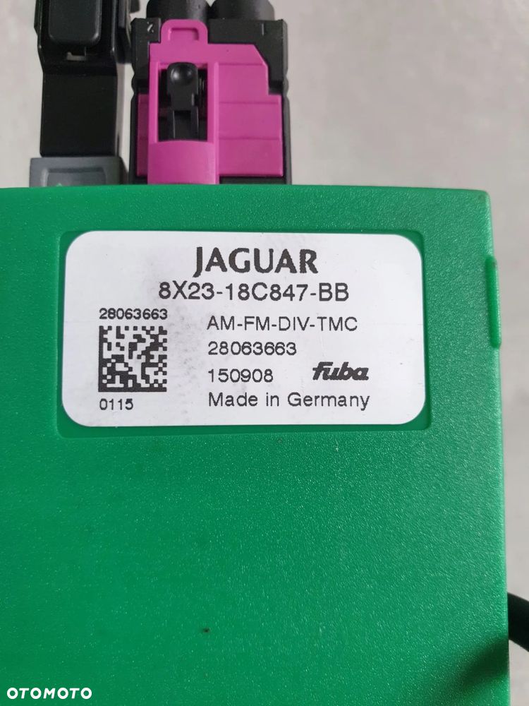 WZMACNIACZ ANTENY 8X23-18C847-BB JAGUAR XF X250 - 4