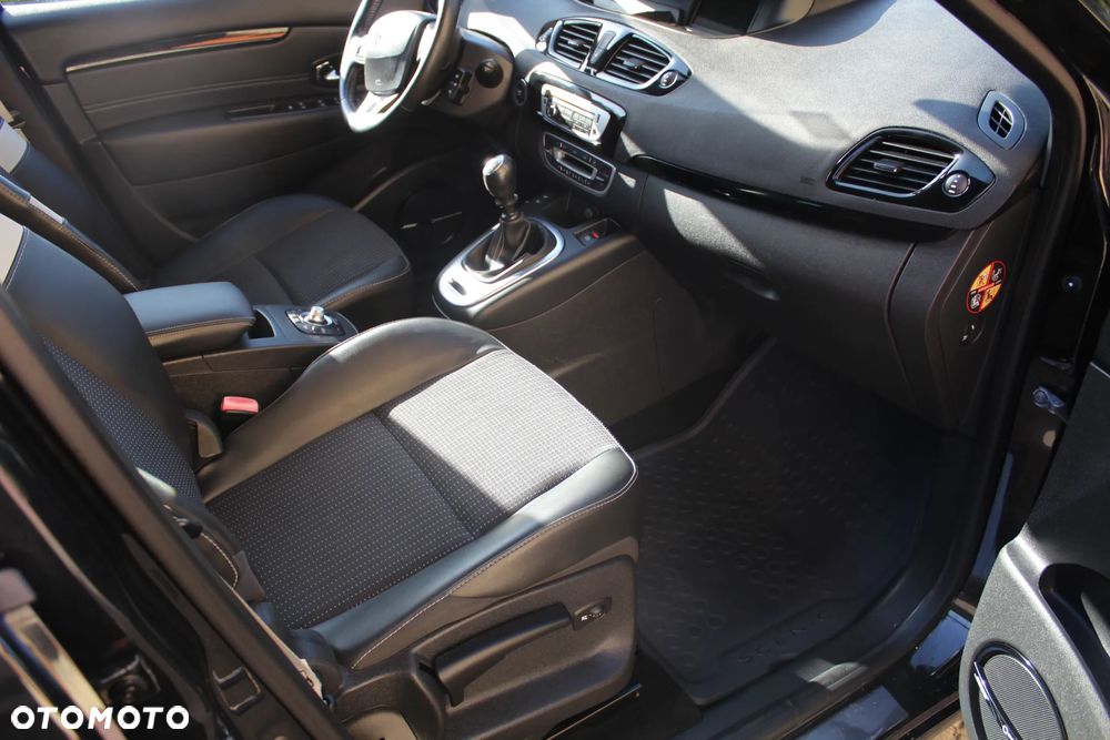 Renault Scenic - 30