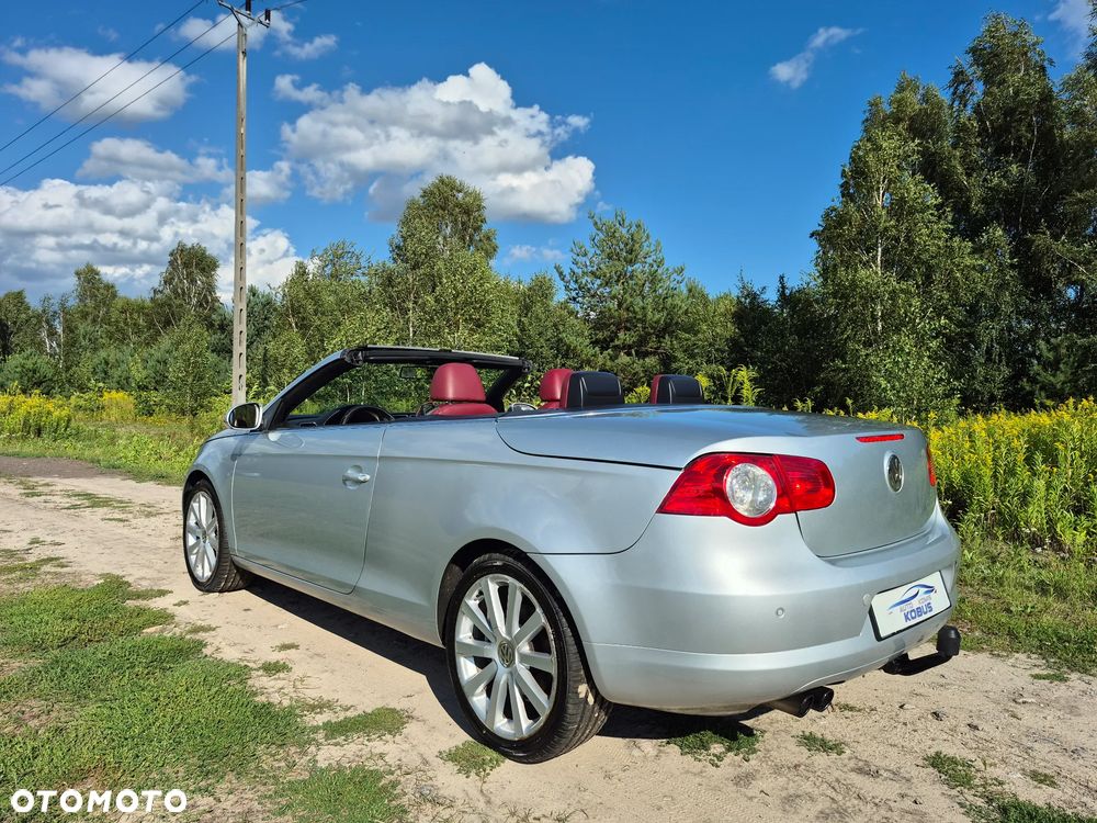 Volkswagen Eos - 4