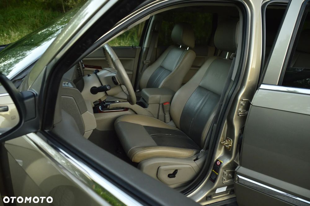 Jeep Grand Cherokee 5.7 V8 HEMI Automatik Limited - 22