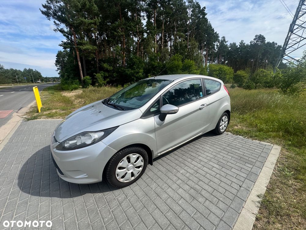 Ford Fiesta - 10