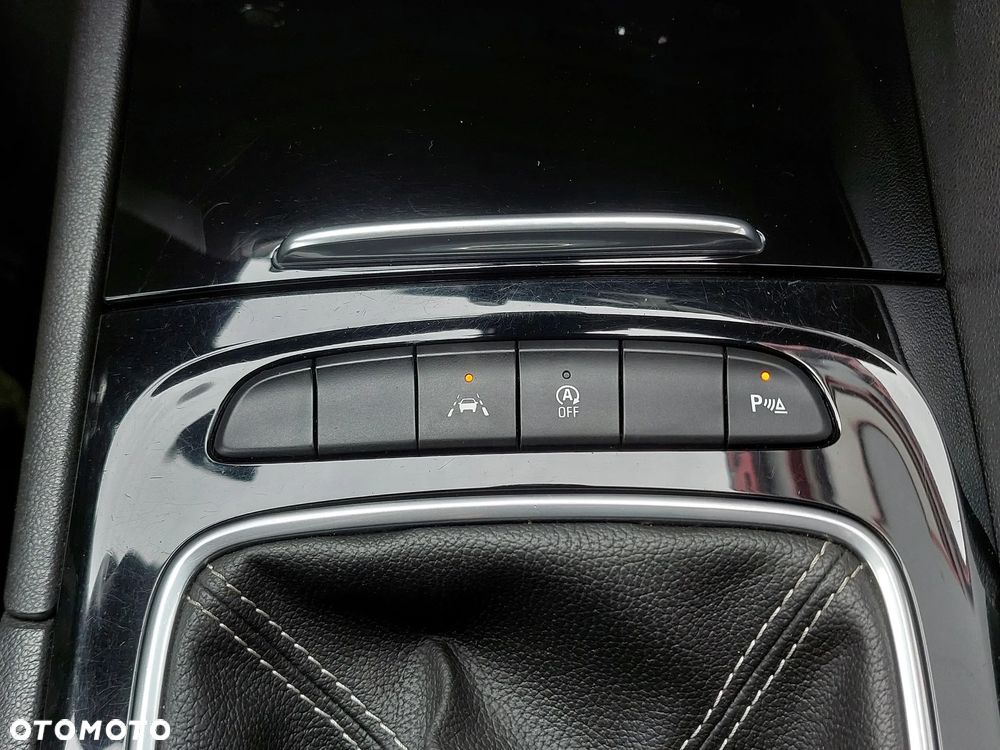 Opel Insignia - 31