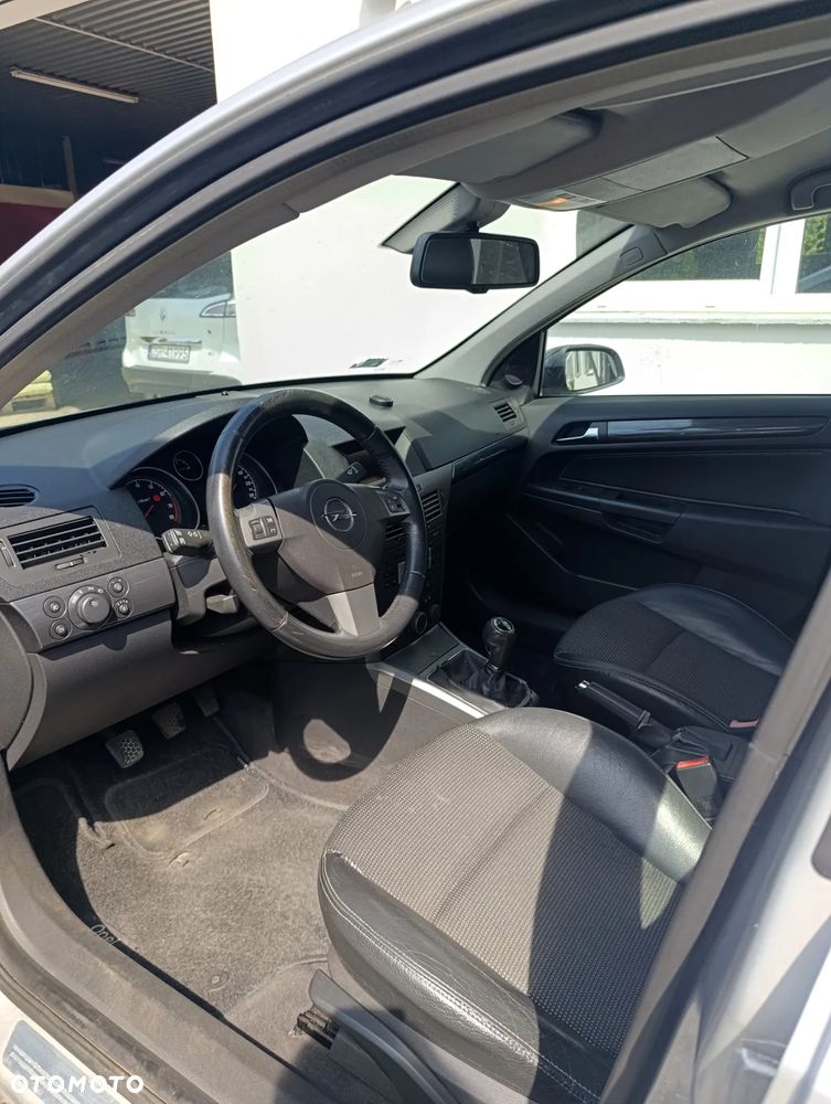 Opel Astra - 4