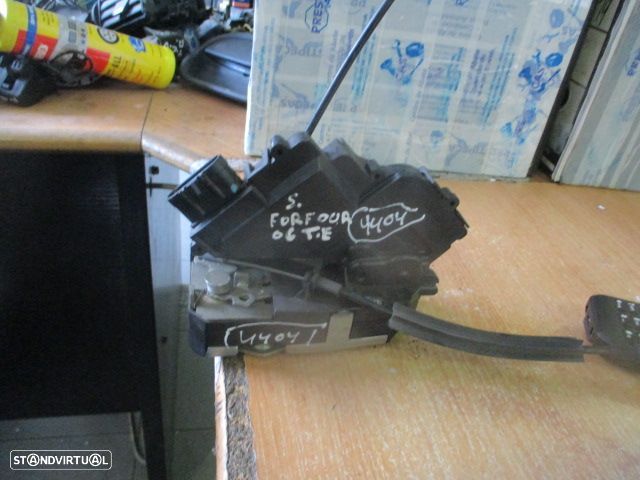 Fecho A4547300535 SMART FORFOUR 2006 TE 4 PINOS - 1